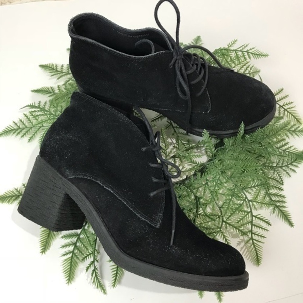 Office London | platform black suede bootie Sz 7